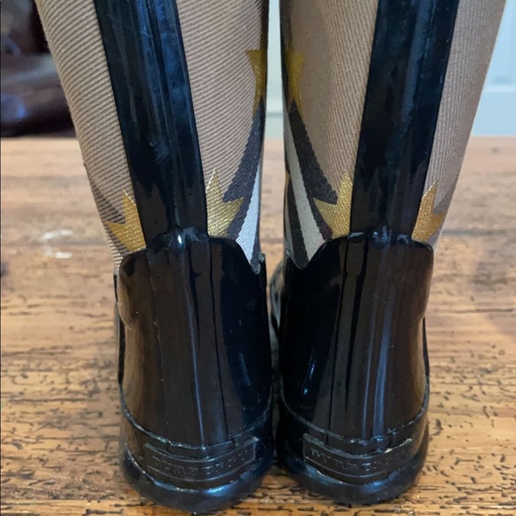 Burberry rain boots size 24 - Picture 6 of 6